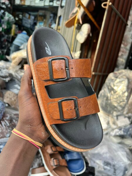 Sandales en cuir confortables