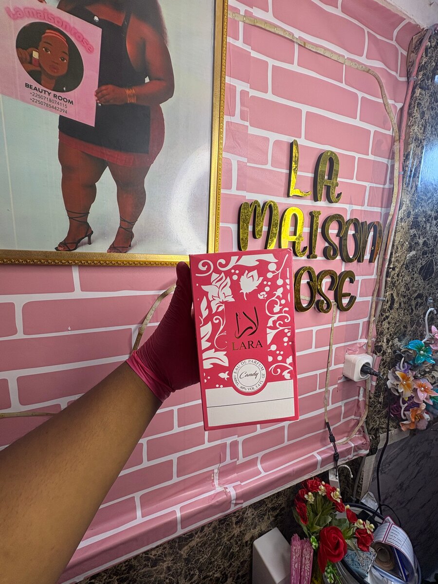 Parfum Lara pour Femme