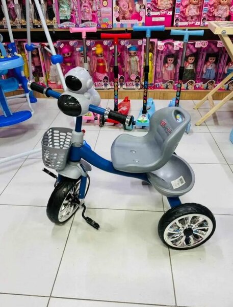 Tricycle enfant amusant