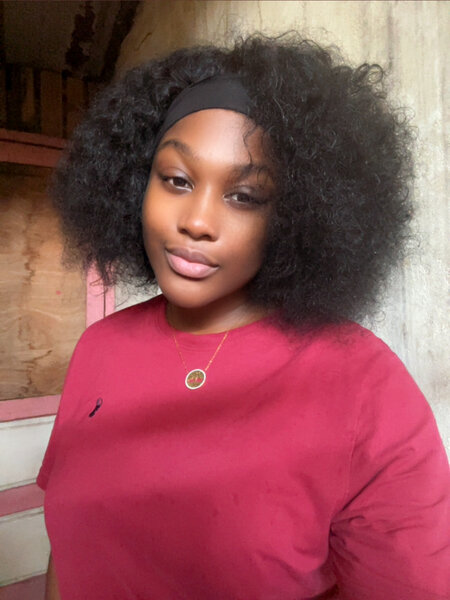 Perruque bandeau volumineuse