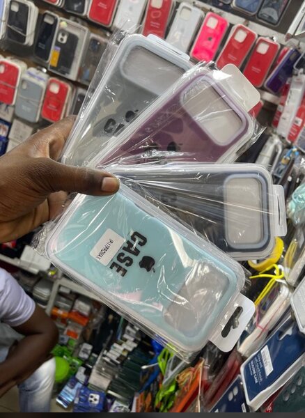 Coque iPhone 17 Pro Max Colorée