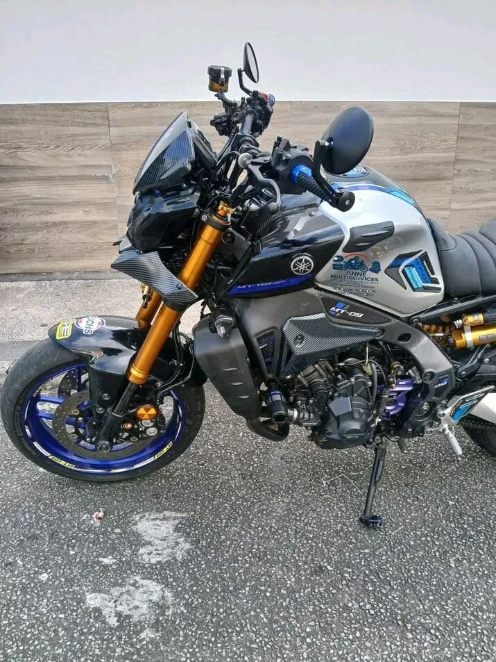 Moto Yamaha MT-09 Performante