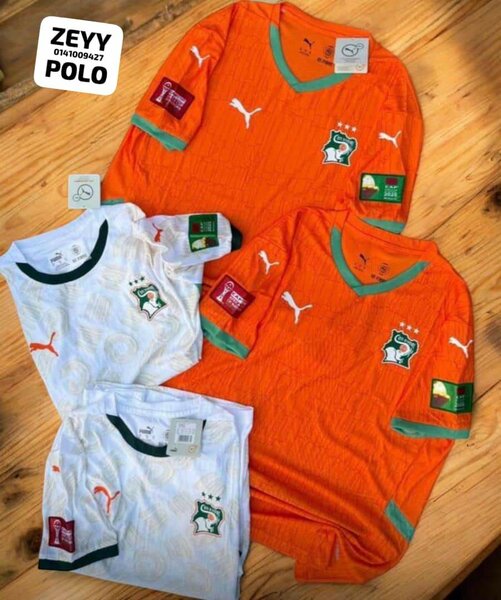 Maillots de Football Puma
