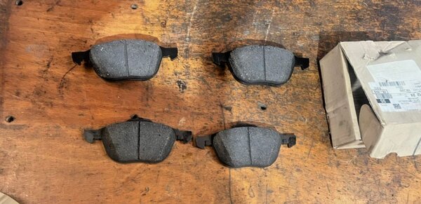 Plaquettes de frein Ford