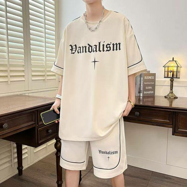 Ensemble T-shirt et Short Streetwear