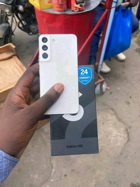 Samsung Galaxy S22 128 Go