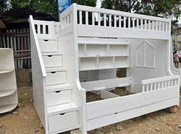 Lit superposé avec rangement