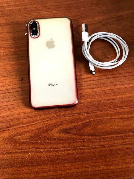 iPhone X avec accessoires
