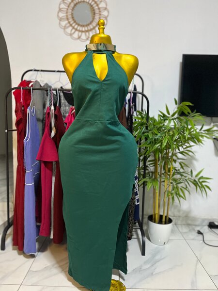 Robe longue col halter chic