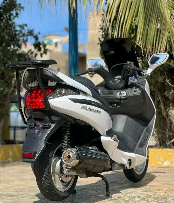 Scooter moderne et élégant