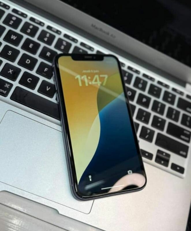 iPhone 11 simple Violet 64GB