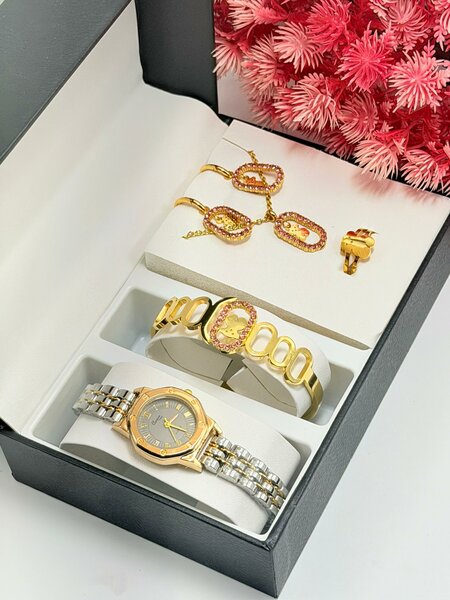 Élégant Coffret Montre et Bijoux