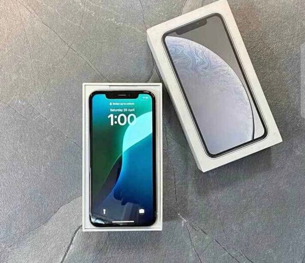 iPhone XR 128GB