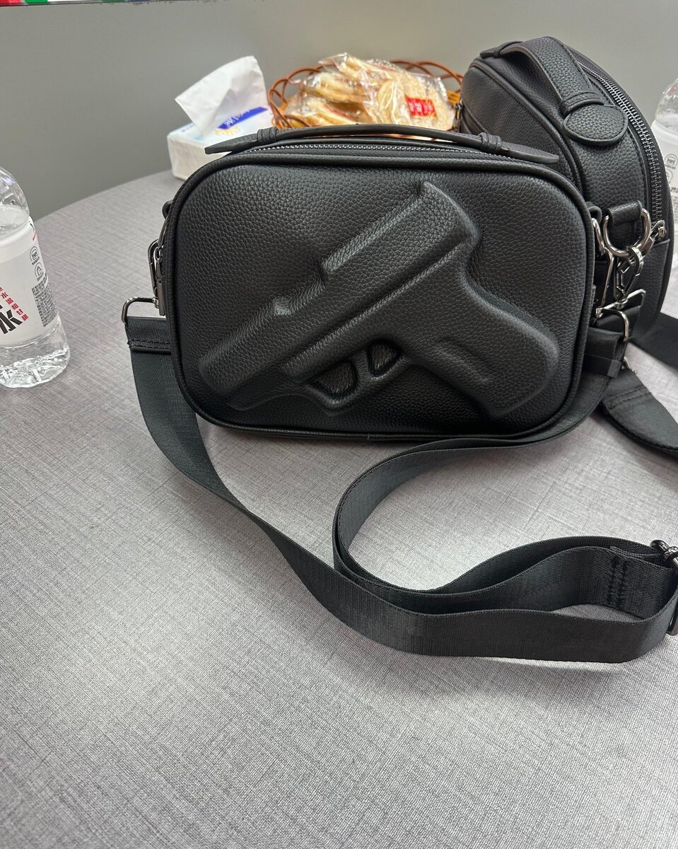 Sac bandoulière crâne punk