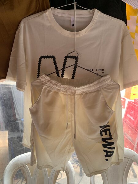 Ensemble T-shirt et Short NEWA