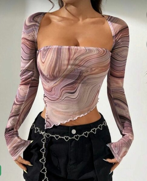 Haut à manches longues abstrait