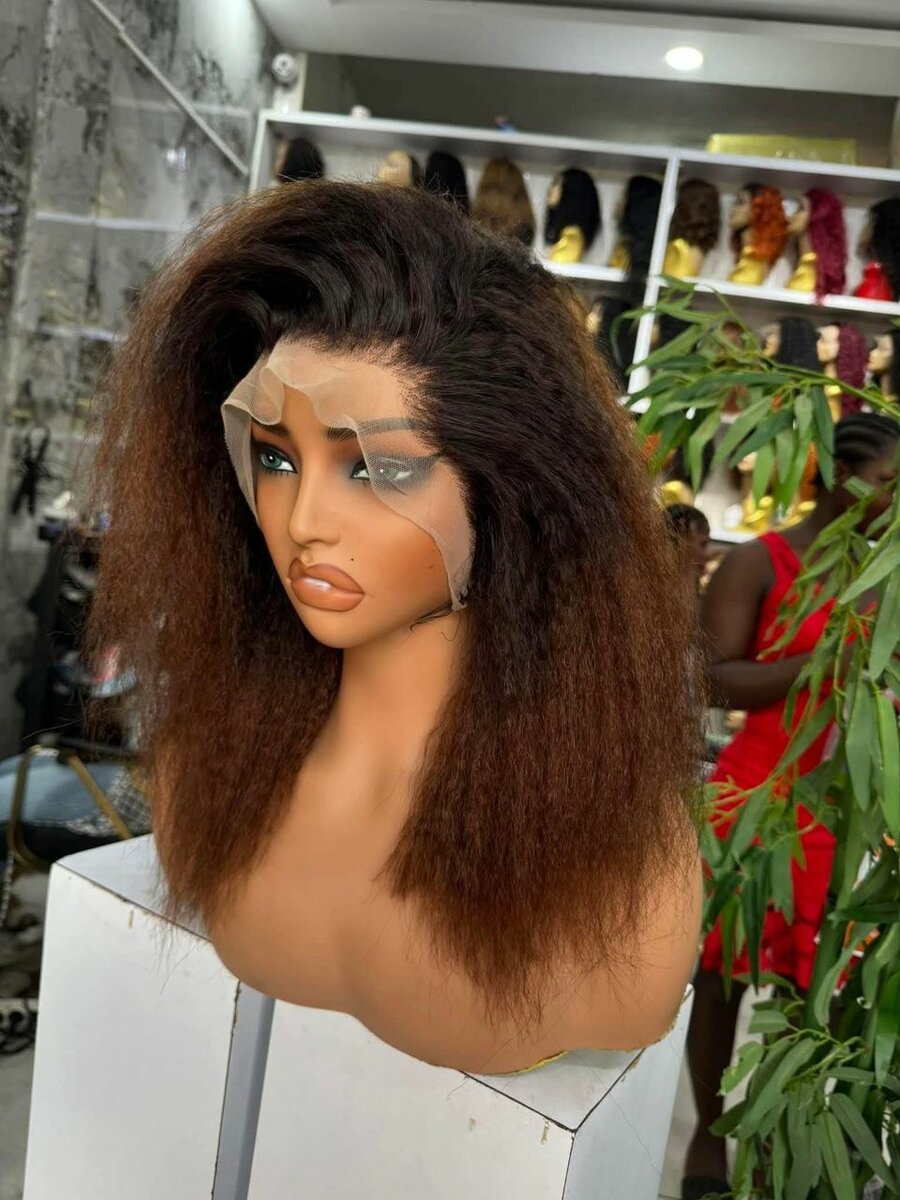 Perruque Frontale Bouclée Luxe