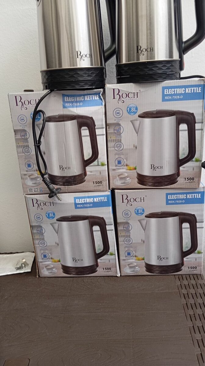 Bouilloire Électrique Roch 1.8L