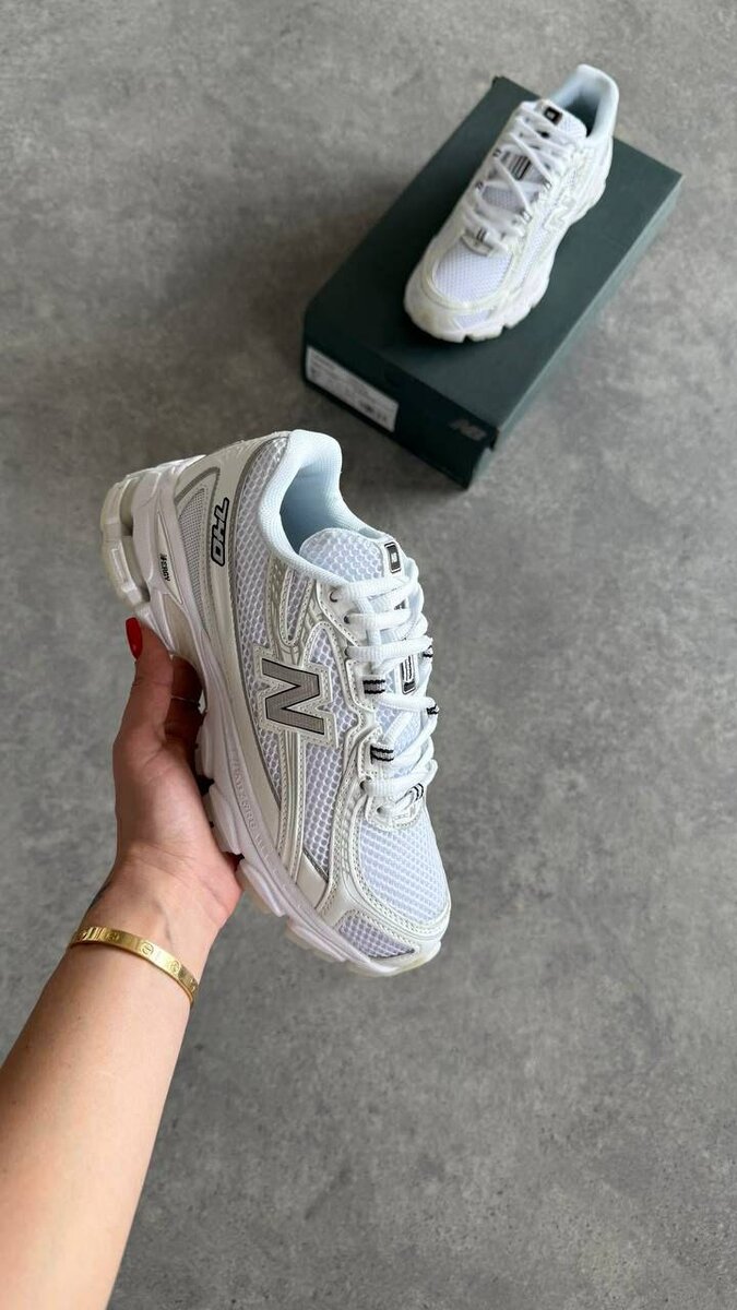 Baskets New Balance 740