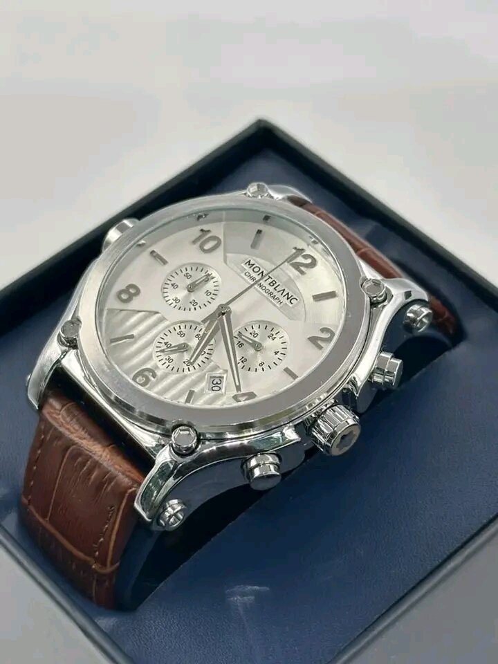 Montre chronographe élégante