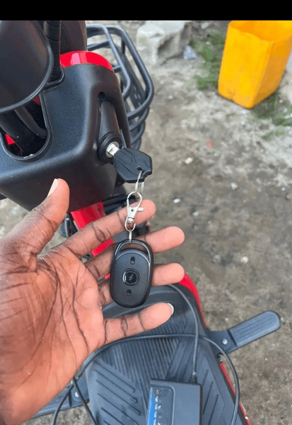 Télécommande antivol pour scooter électrique