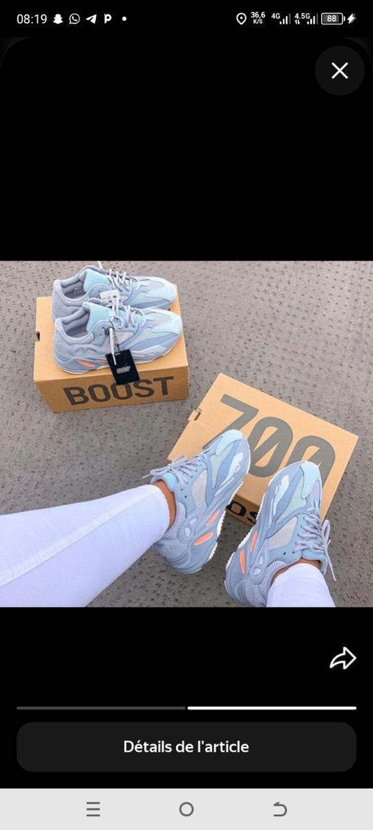 Baskets tendance Boost 700