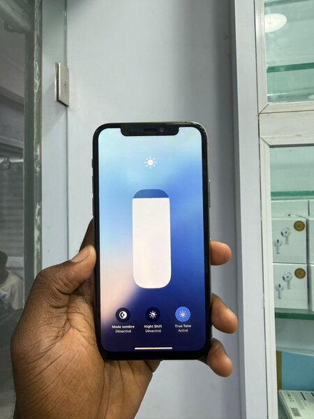 iPhone 11 Pro 64Go Doré