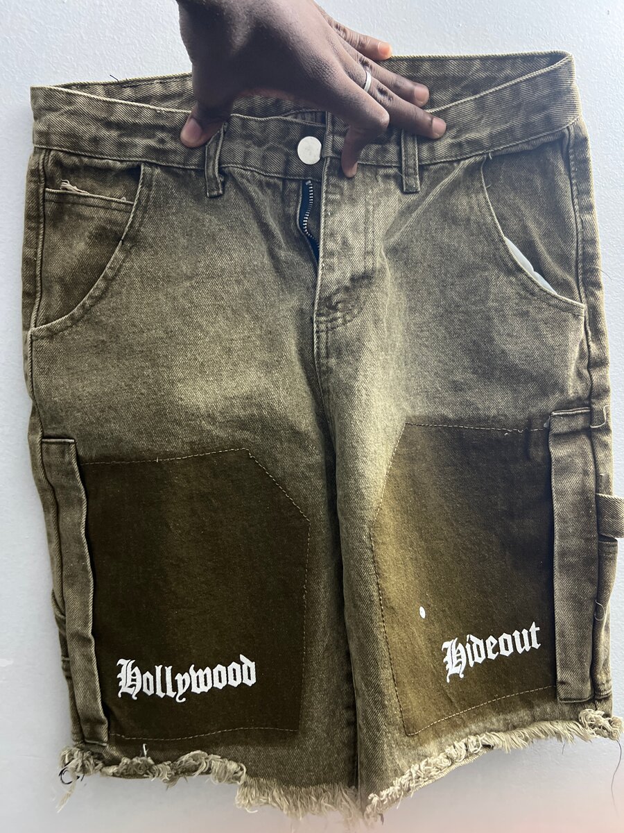 Short en jeans vert homme