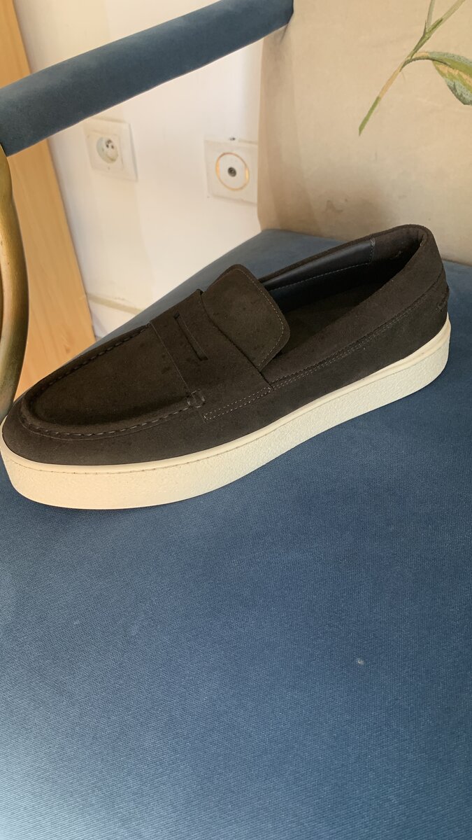 Mocassins en daim noir pour hommes