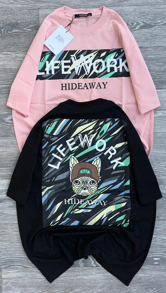 T-shirt ample imprimée moderne