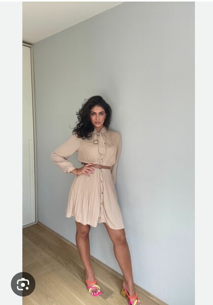 Robe élégante florale