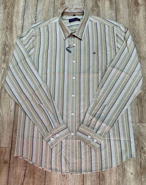 Chemise rayée élégante homme