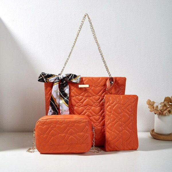 Sac à main élégant avec pochette