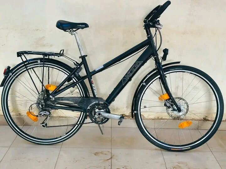 Vélo de ville robuste Akoda
