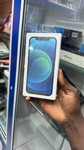 iPhone 12 simple 64GB