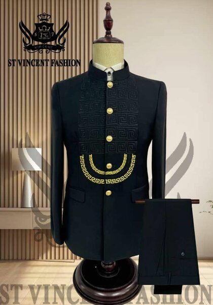 Costume de cérémonie élégant