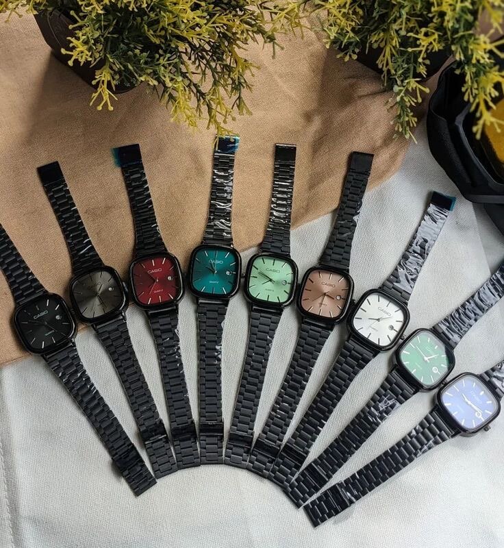 Montre Carrée Quartz Unisexe