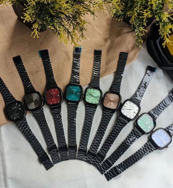 Montre Carrée Quartz Unisexe