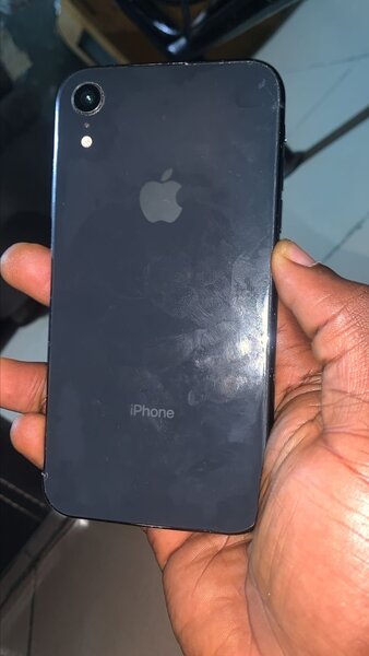 iPhone XR