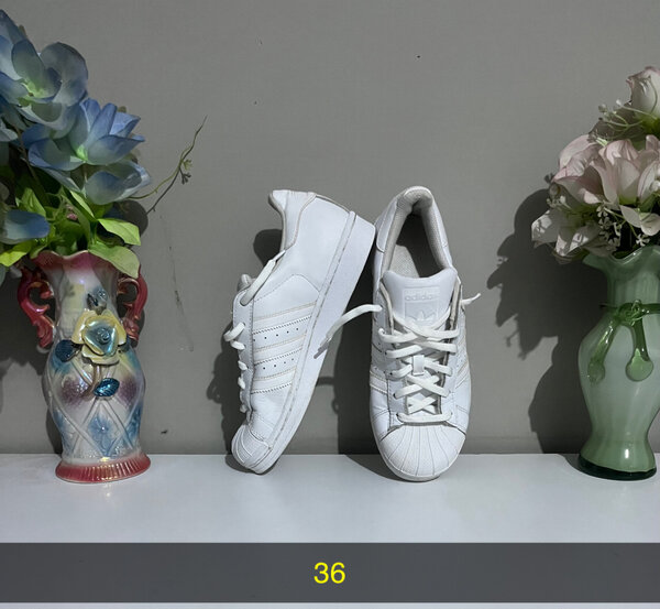 Baskets blanches décontractées