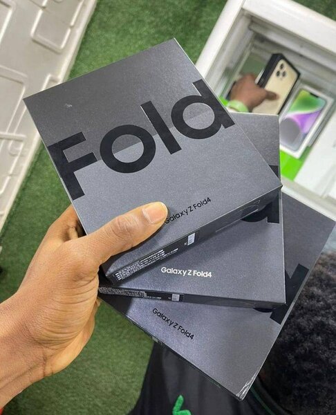 Samsung Galaxy Z Fold4 Smartphone