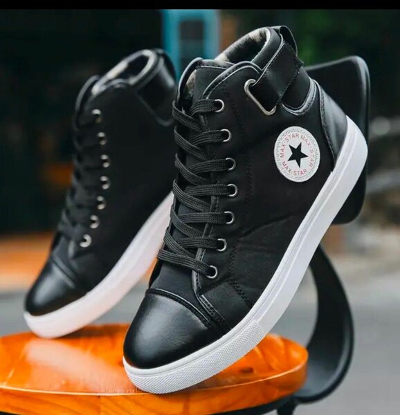 Baskets montantes noires tendance