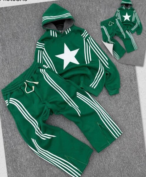 Ensemble de survêtement étoilé