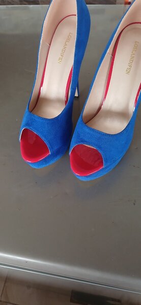 Escarpins ouverts bleu vif