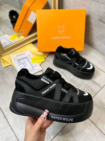 Chaussures Naked Wolfe noir