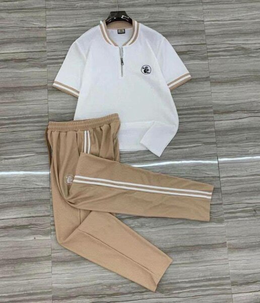 Ensemble de sport tendance unisexe