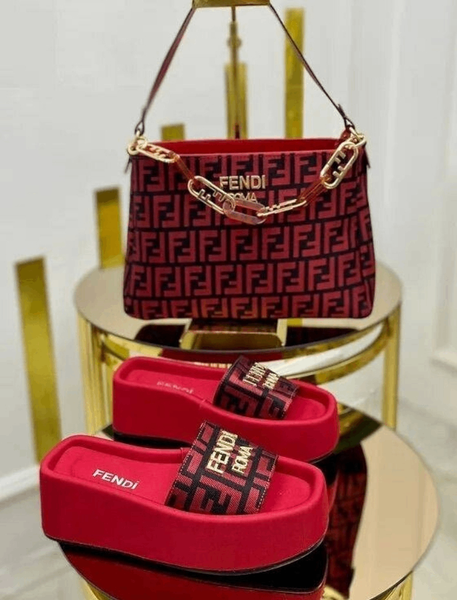 FENDI Femme Sandales et Sac à main