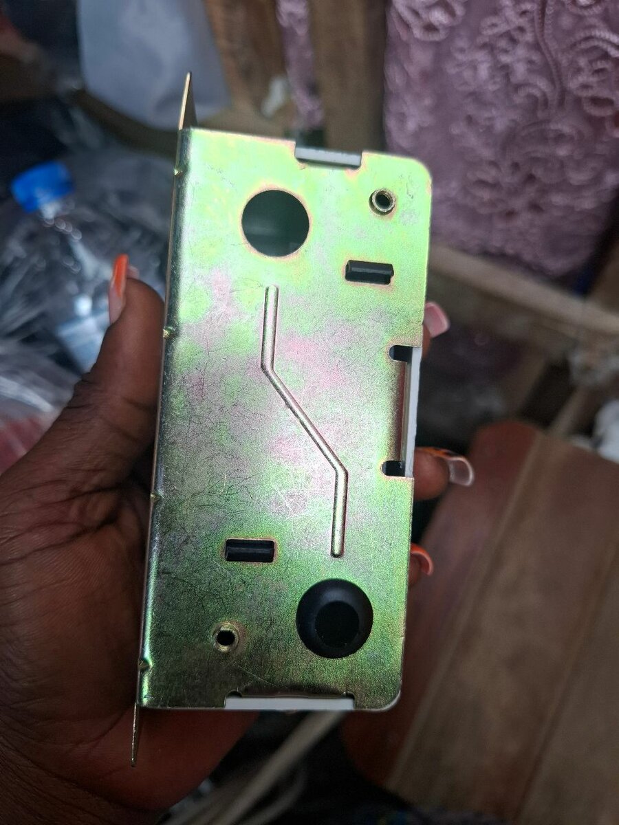 Interrupteur mural 220V