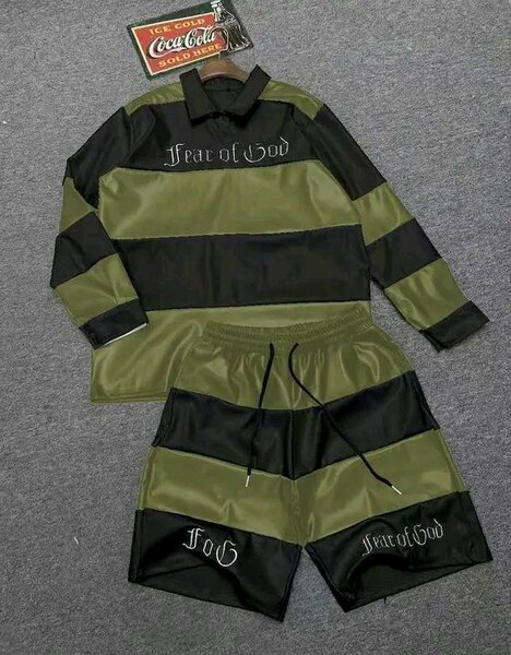 Ensemble sport style rugby
