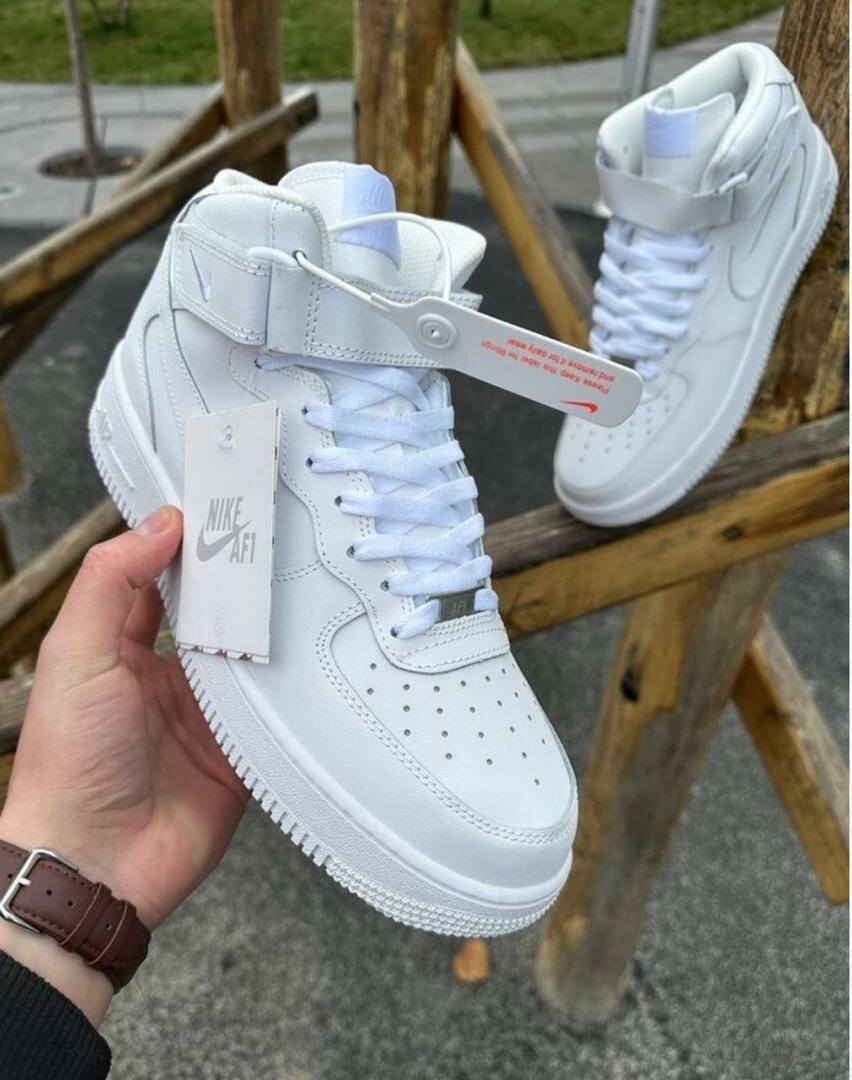 Chaussures Nike AF1 montantes
